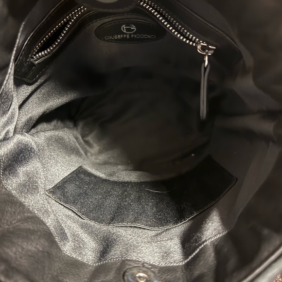 π¨π¦π¨π¦π¨π¦ Giuseppe Piccolo Bucket Style Crossbody Purseπ¨π¦π¨π¦π¨π¦ - Picture 5 of 5